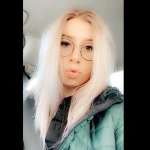 Meet your Posher, Joanie